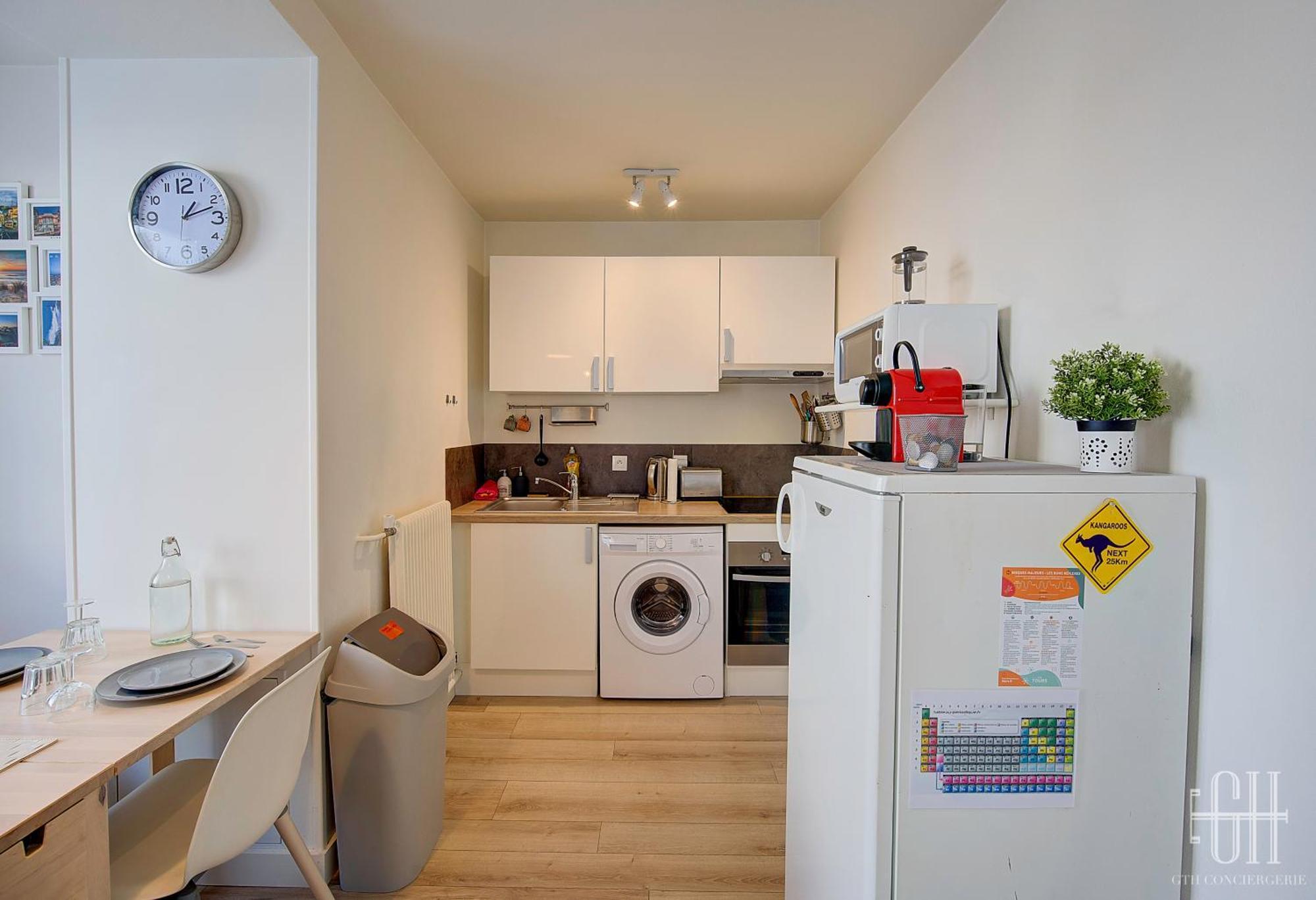 Le Catalane Apartment Tours Bagian luar foto