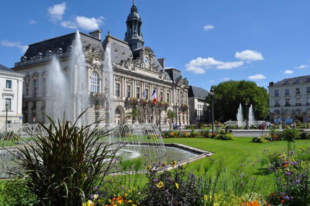 Le Catalane Apartment Tours Bagian luar foto