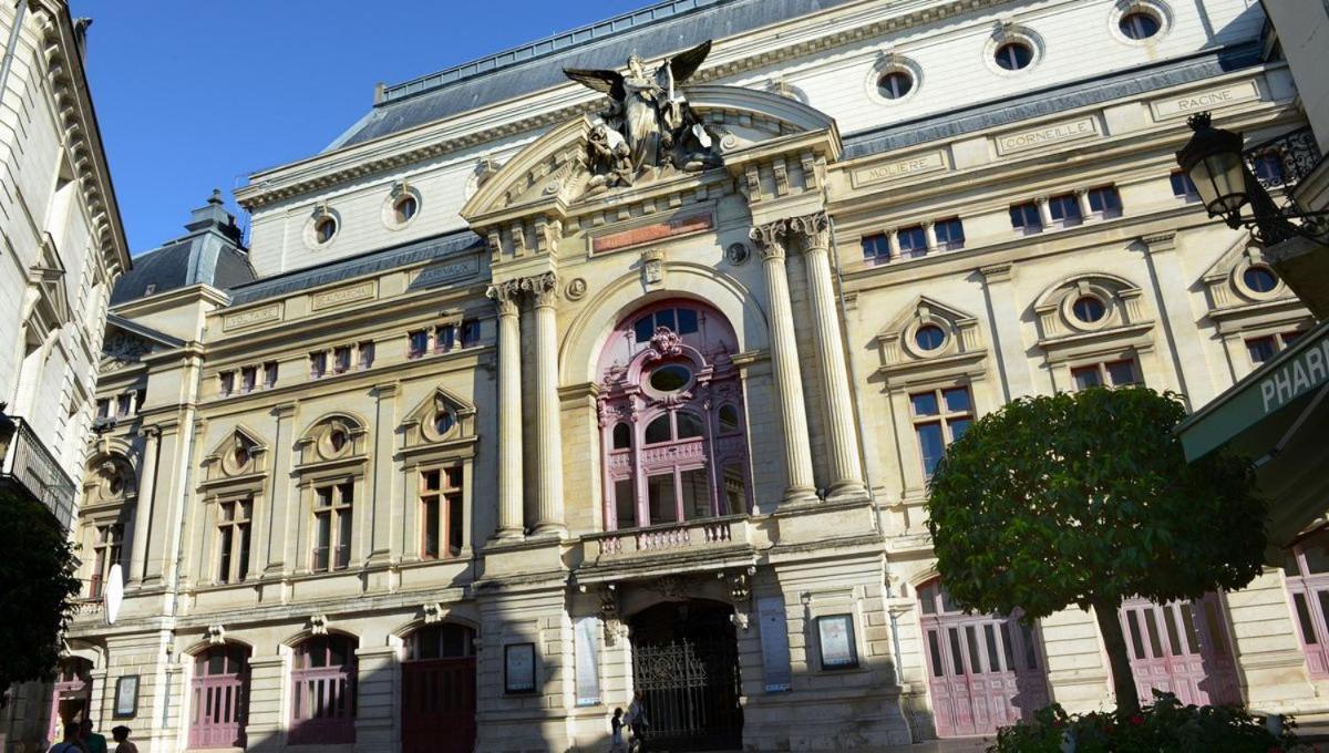 Le Catalane Apartment Tours Bagian luar foto